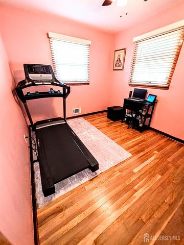 19 E 2nd Street, Port Reading, NJ 07064