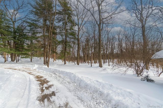 4 Sengen Lane, Cornwall On Hudson, NY 12520