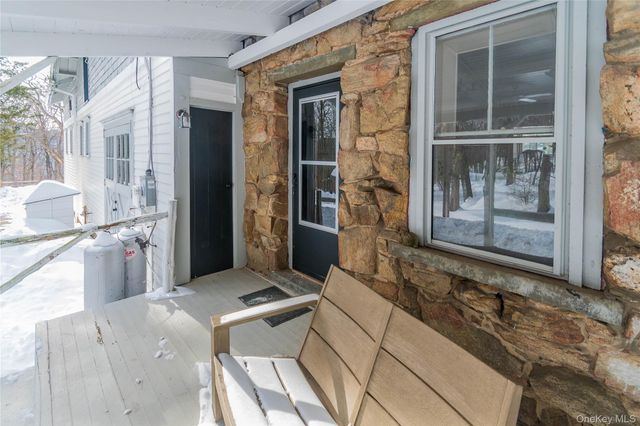 4 Sengen Lane, Cornwall On Hudson, NY 12520