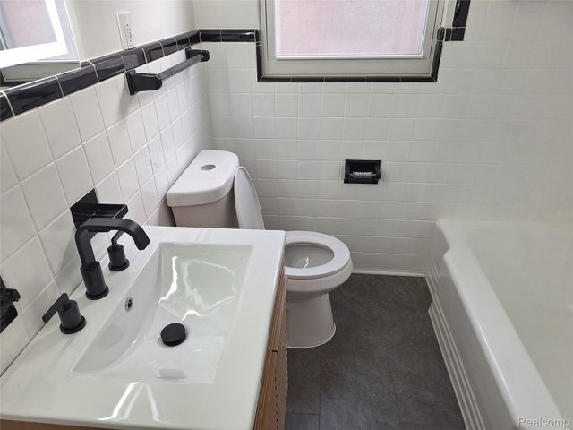 607 S Connecticut Avenue, Royal Oak, MI 48067