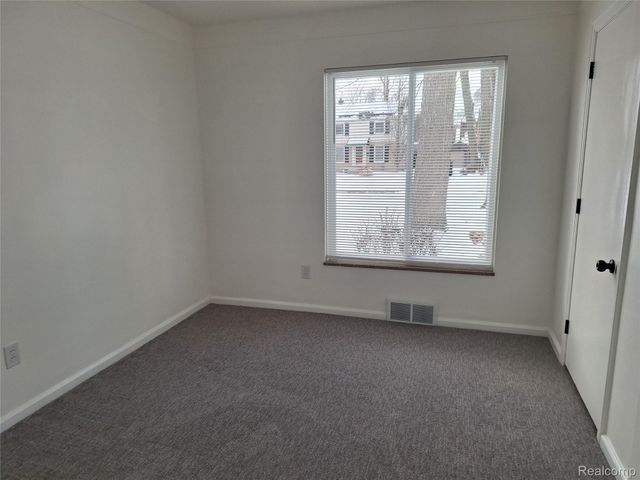 607 S Connecticut Avenue, Royal Oak, MI 48067