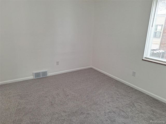 607 S Connecticut Avenue, Royal Oak, MI 48067