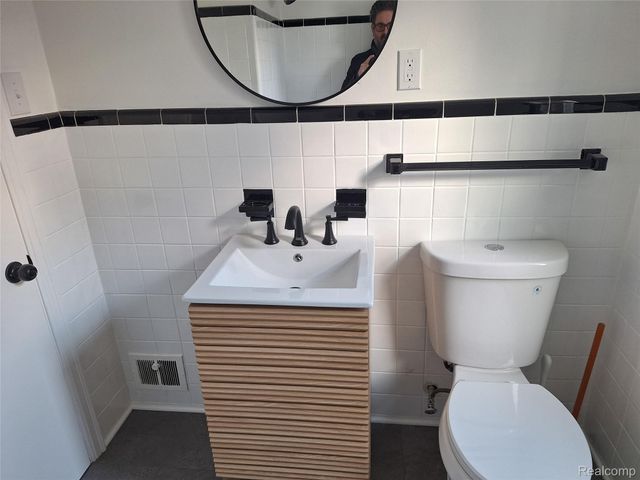 607 S Connecticut Avenue, Royal Oak, MI 48067