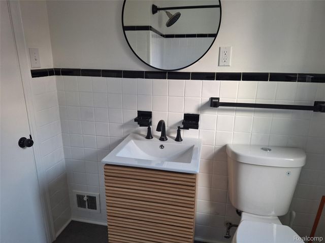 607 S Connecticut Avenue, Royal Oak, MI 48067