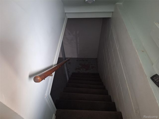 607 S Connecticut Avenue, Royal Oak, MI 48067