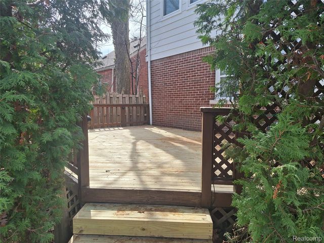 607 S Connecticut Avenue, Royal Oak, MI 48067