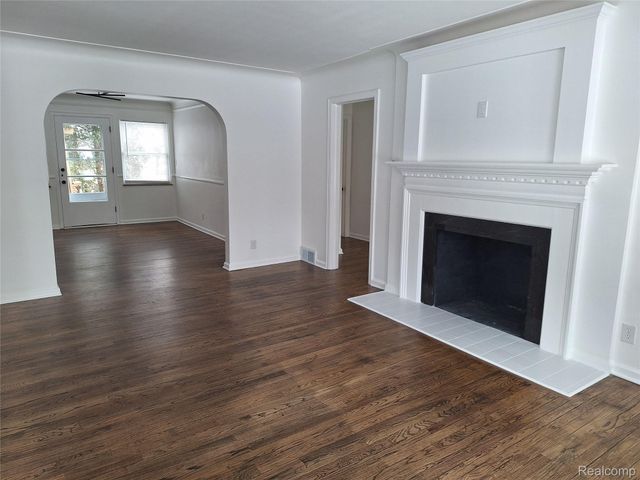 607 S Connecticut Avenue, Royal Oak, MI 48067