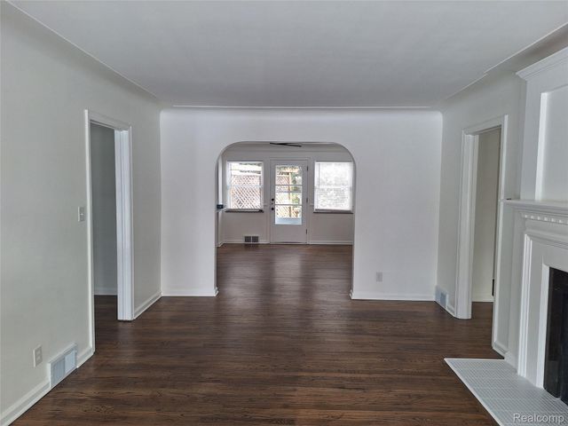 607 S Connecticut Avenue, Royal Oak, MI 48067