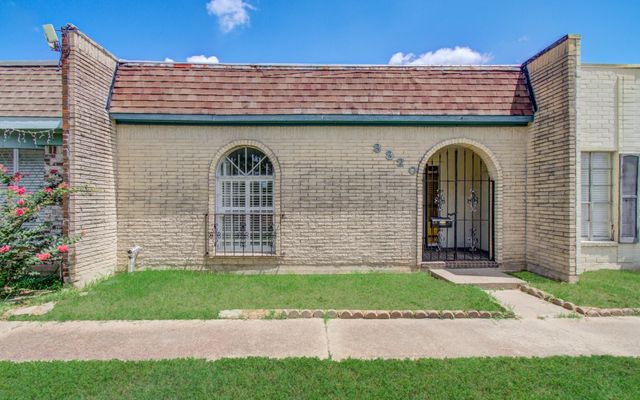 8820 Bissonnet Street, Houston, TX 77074