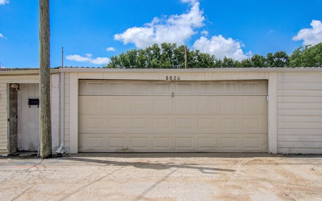 8820 Bissonnet Street, Houston, TX 77074