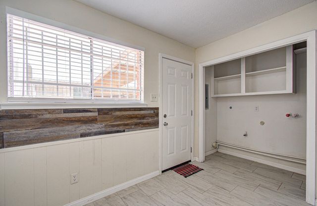 8820 Bissonnet Street, Houston, TX 77074