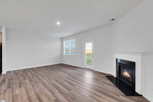 312 E Compass Way, Easley, SC 29640