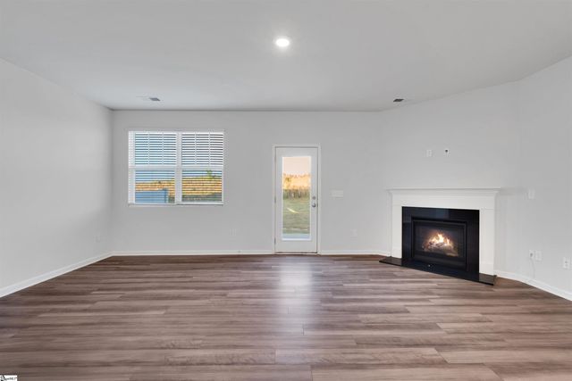 312 E Compass Way, Easley, SC 29640