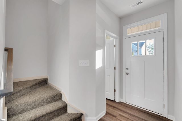 312 E Compass Way, Easley, SC 29640