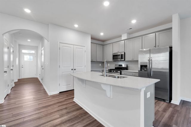 312 E Compass Way, Easley, SC 29640