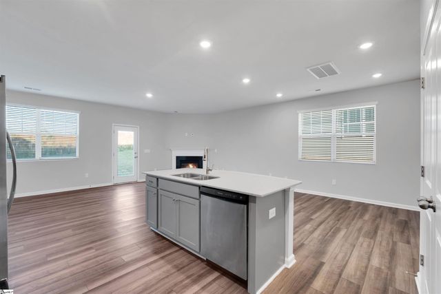 312 E Compass Way, Easley, SC 29640