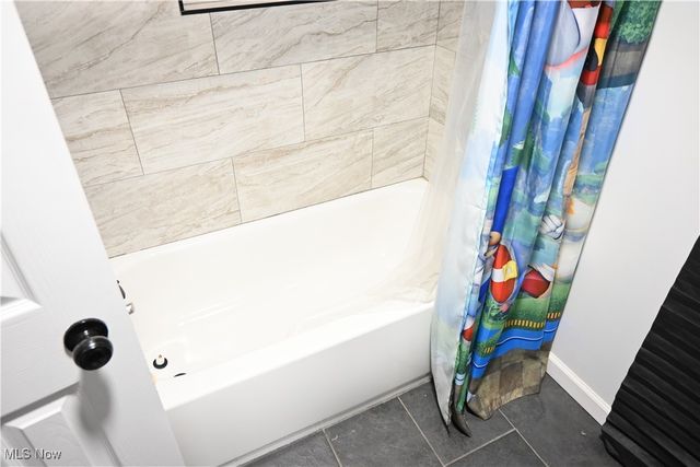 130 Traymore Boulevard, Eastlake, OH 44095