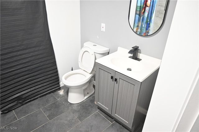 130 Traymore Boulevard, Eastlake, OH 44095