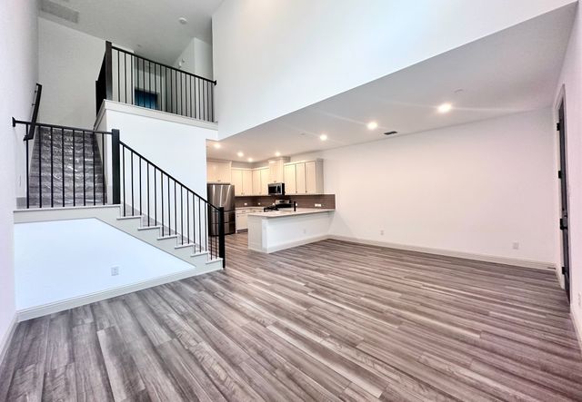 609 Friendswood Drive, Plano, TX 75075