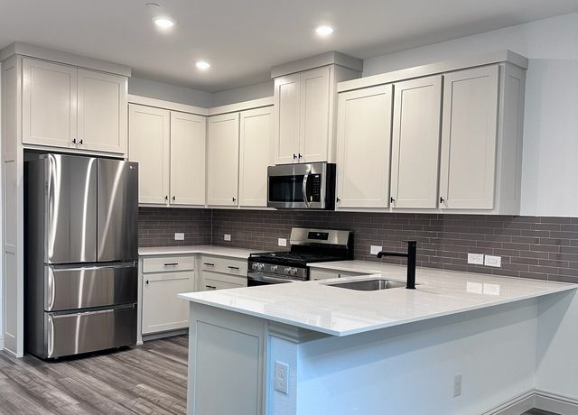 609 Friendswood Drive, Plano, TX 75075