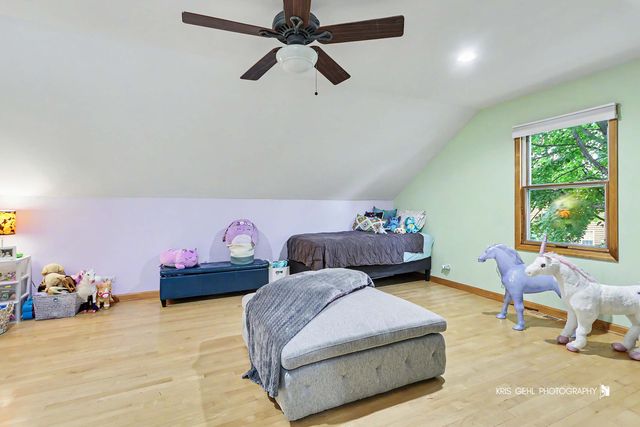 4 Mainsail Court, Third Lake, IL 60030