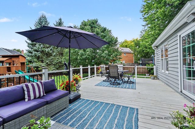4 Mainsail Court, Third Lake, IL 60030