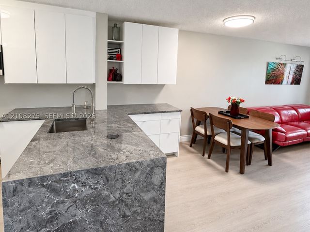 2226 N Cypress Bend Dr 409, Pompano Beach, FL 33069
