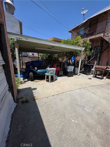 1236 W 24th, Los Angeles, CA 90007
