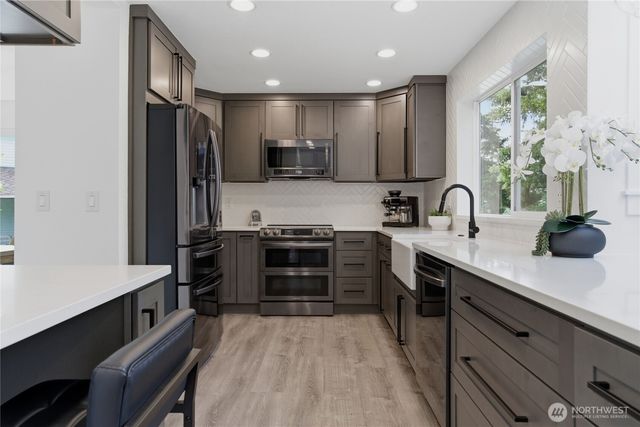 5028 Mill Pond Loop SE, Auburn, WA 98092