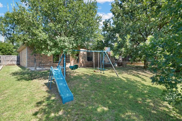 405 Magnolia Street, Hico, TX 76457