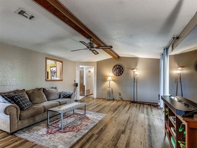 8401 Bellmon Avenue, Oklahoma City, OK 73149