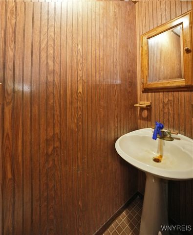 9975 Hardpan Road, Evans, NY 14006