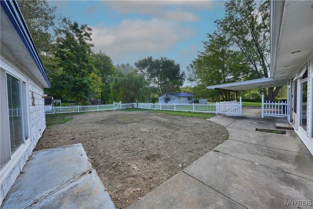 9975 Hardpan Road, Evans, NY 14006