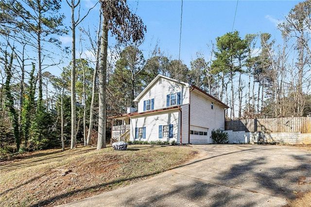 211 Powder Mill Drive, Dallas, GA 30157