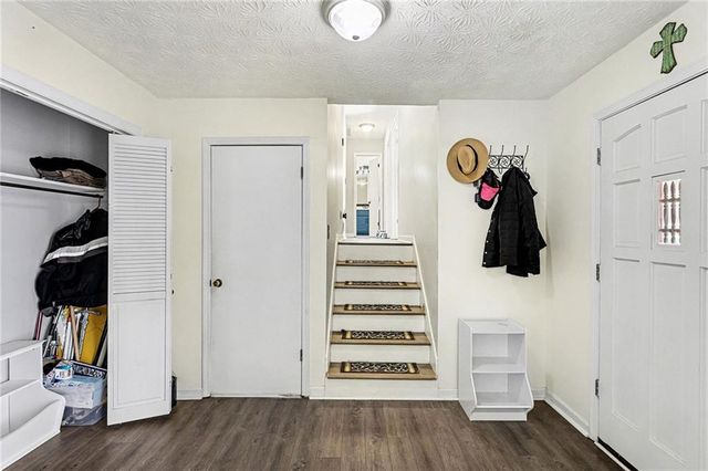 211 Powder Mill Drive, Dallas, GA 30157