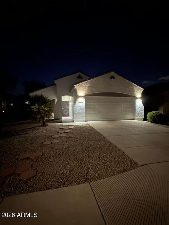 17216 W Desert Lane W, Surprise, AZ 85388 — photo 3