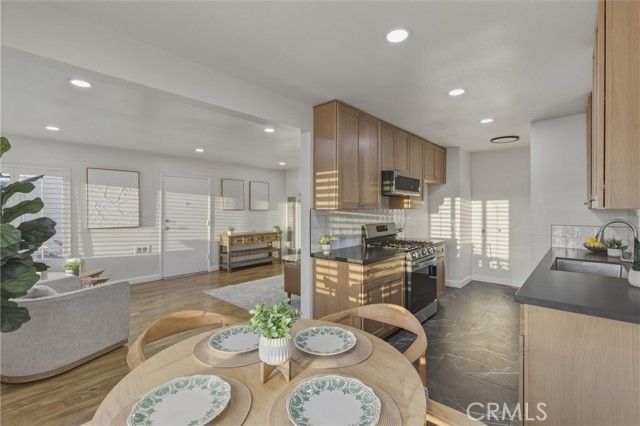 13918 Hillford, Compton, CA 90222