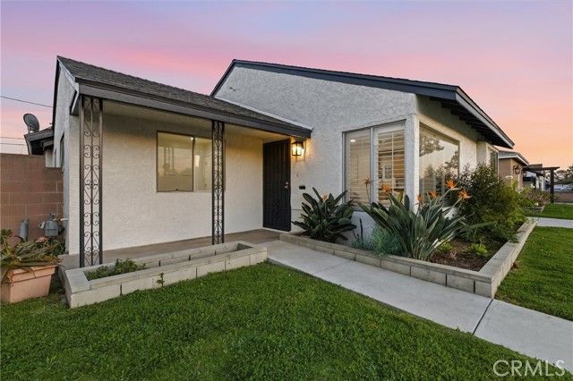 13918 Hillford, Compton, CA 90222