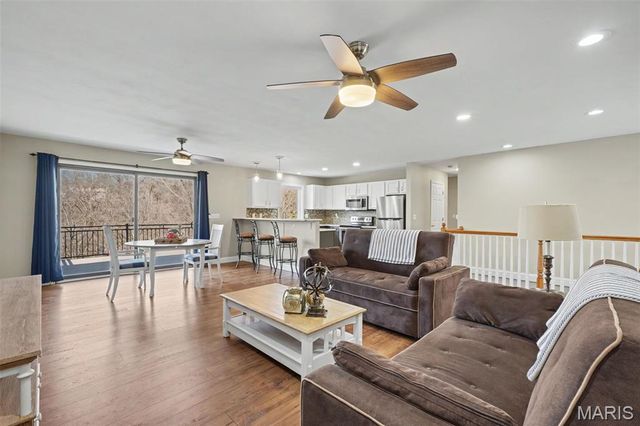 142 S Kings Road, Marthasville, MO 63357