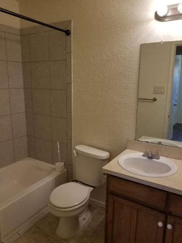 6492 Central Avenue, North Richland Hills, TX 76182