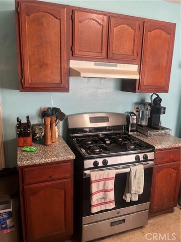 8995 Alexander Avenue, South Gate, CA 90280