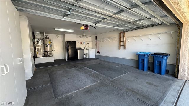 2202 Spring Water Drive, Las Vegas, NV 89134