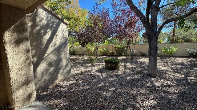 2202 Spring Water Drive, Las Vegas, NV 89134