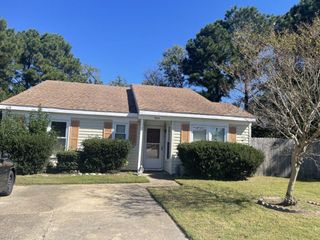 804 Alger CT, Virginia Beach, VA 23454