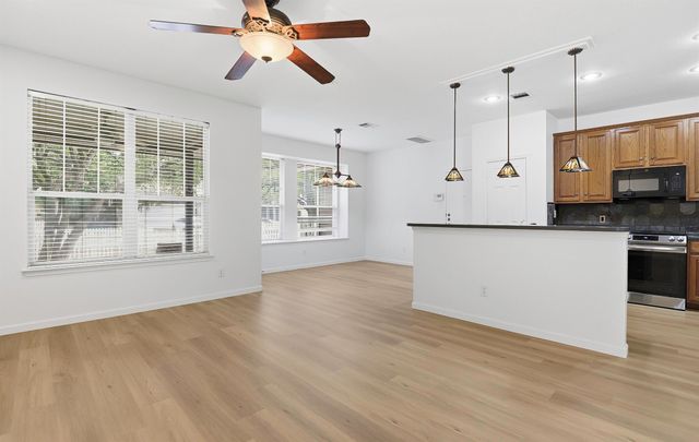 814 Bogart RD, Cedar Park, TX 78613