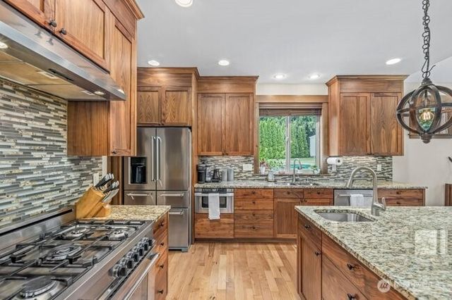 4220 121st Drive NE, Lake Stevens, WA 98258