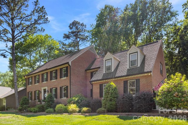 5061 Kentwood Drive, Gastonia, NC 28056