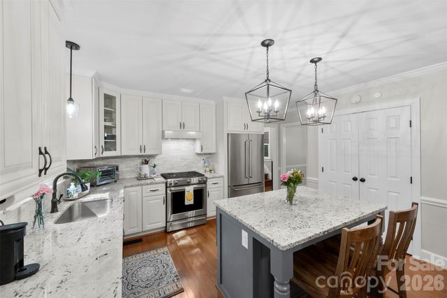 5061 Kentwood Drive, Gastonia, NC 28056