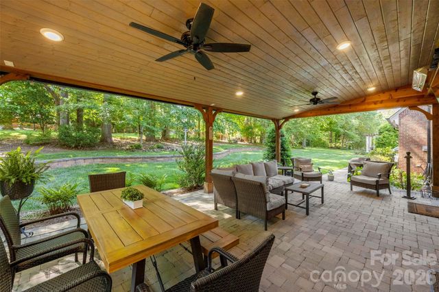 5061 Kentwood Drive, Gastonia, NC 28056