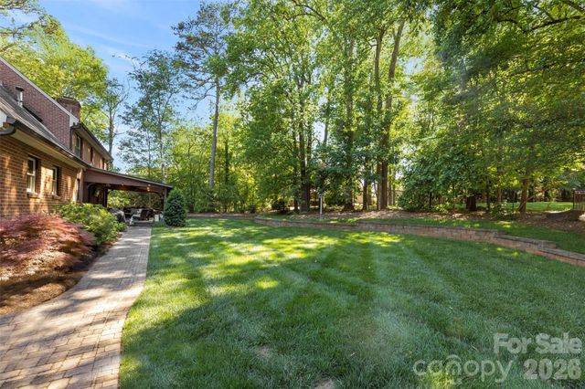 5061 Kentwood Drive, Gastonia, NC 28056